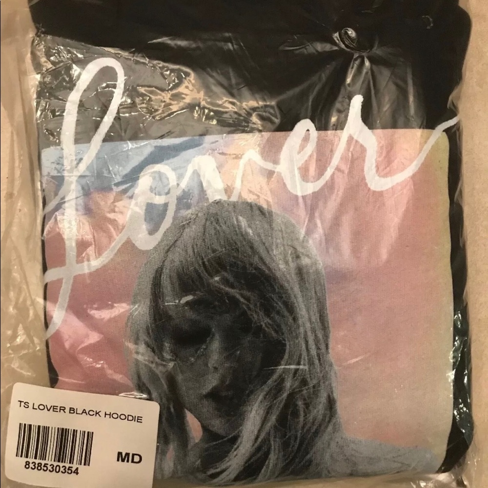 Taylor Swift Black Hoodie Album Cover - Picture 4 of 6